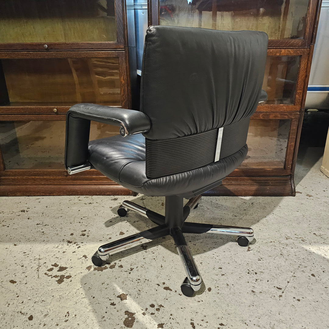 Mario Bellini Executive Leather Desk Chair for Vitra